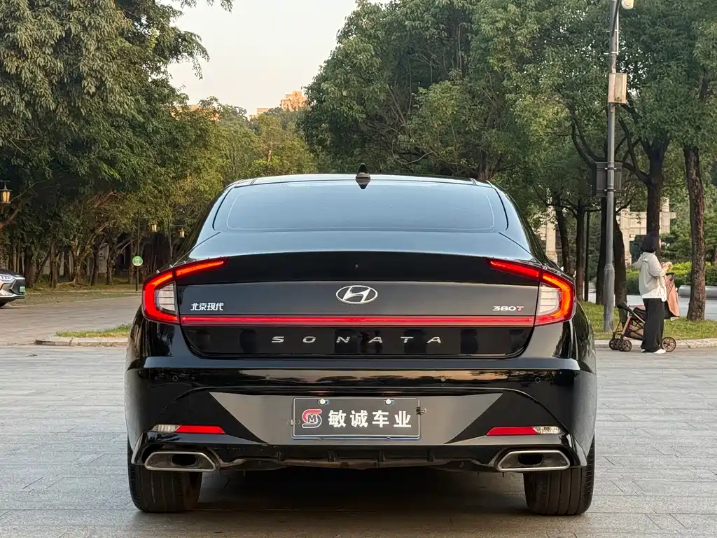Hyundai Sonata — миниатюра 6