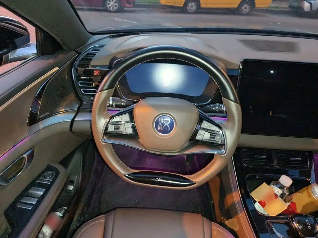 BYD Han — миниатюра 11
