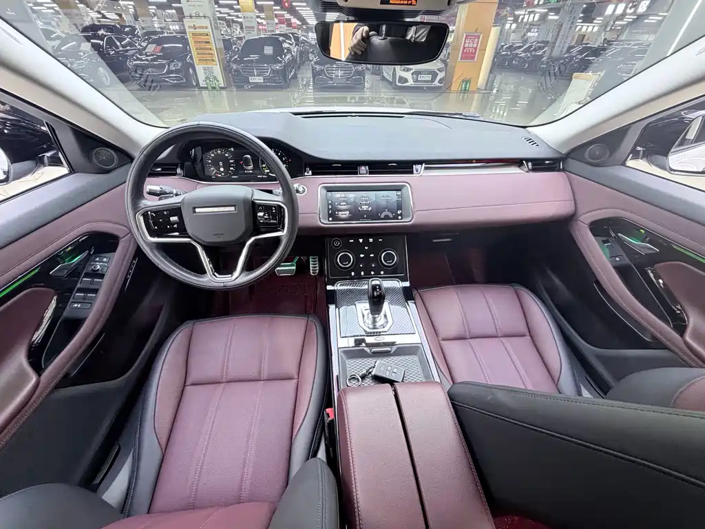 Land Rover Evoque PHEV — миниатюра 4