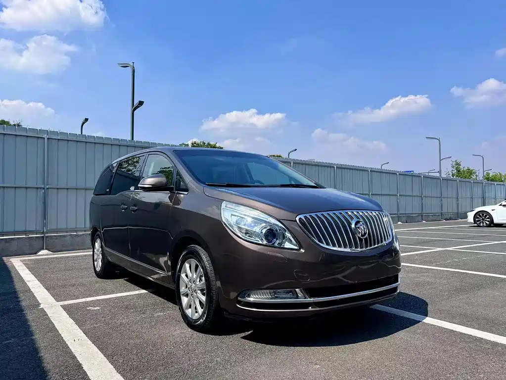 Buick GL8 — миниатюра 3