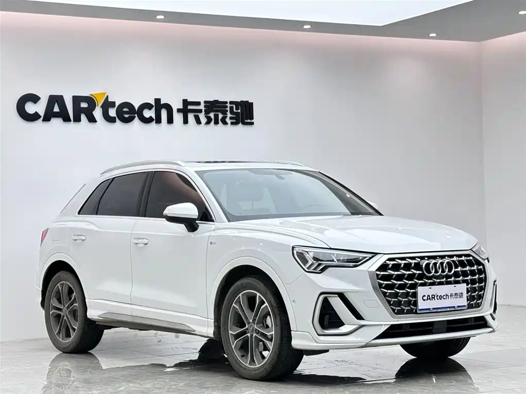 Audi Q3 2024 40 TFSI Fashion