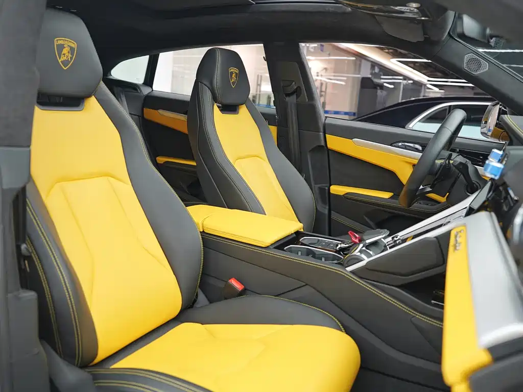 Lamborghini Urus — миниатюра 12