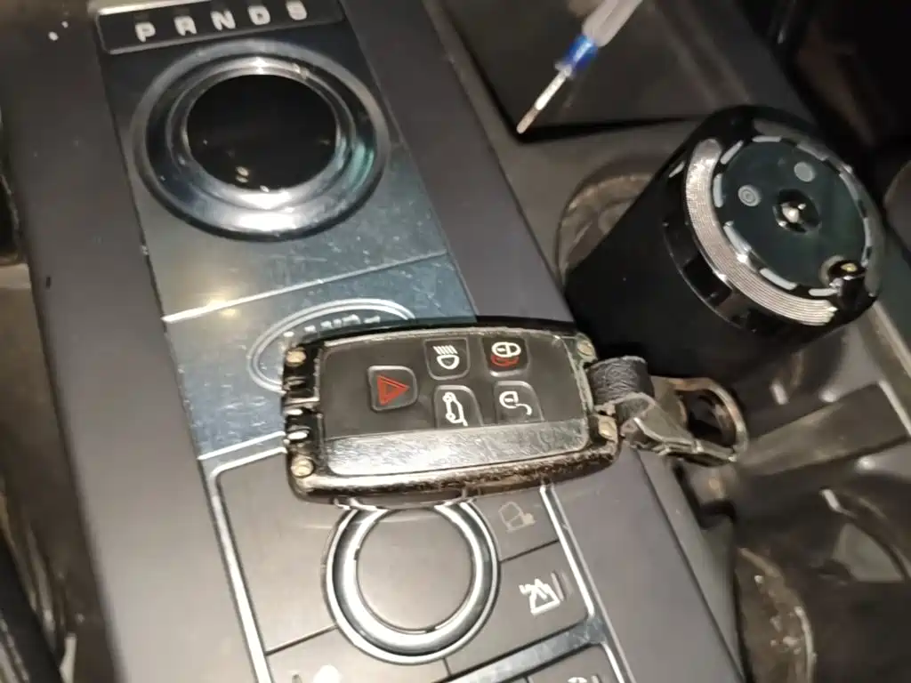 Land Rover Discovery — миниатюра 9