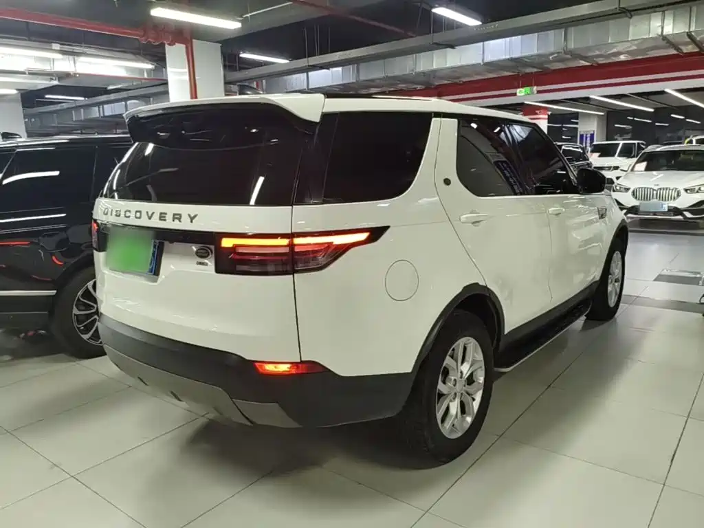 Land Rover Discovery — миниатюра 7