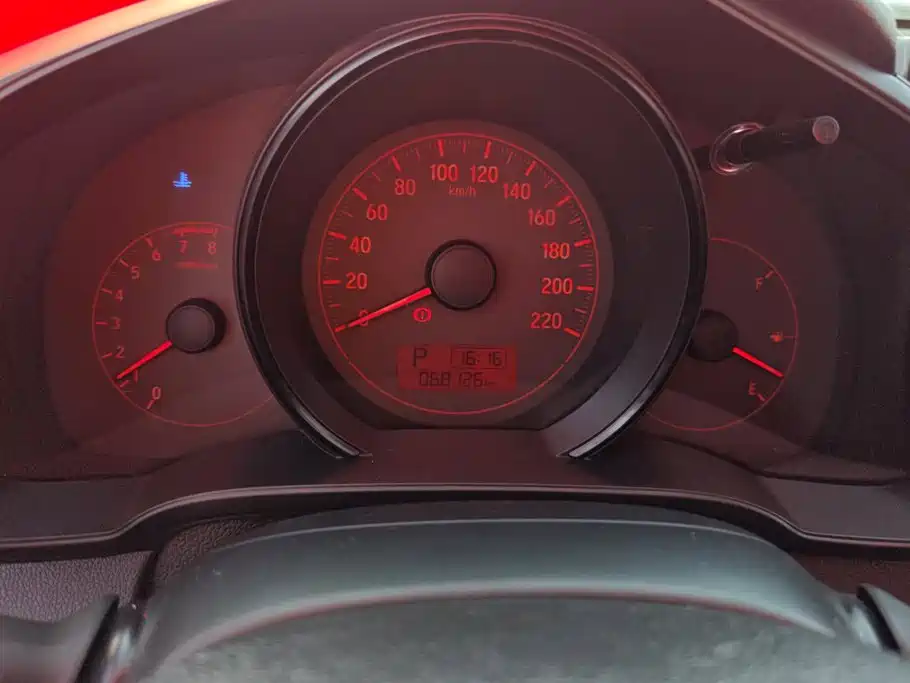 Honda Fit — миниатюра 14