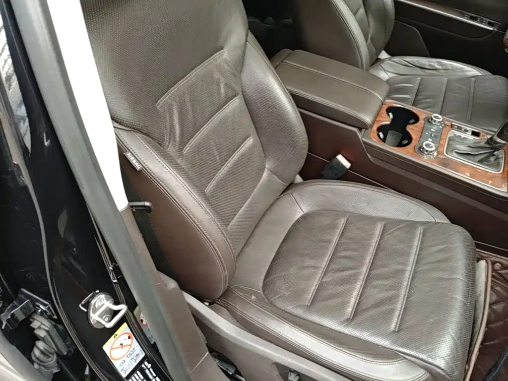 Volkswagen Touareg — миниатюра 25