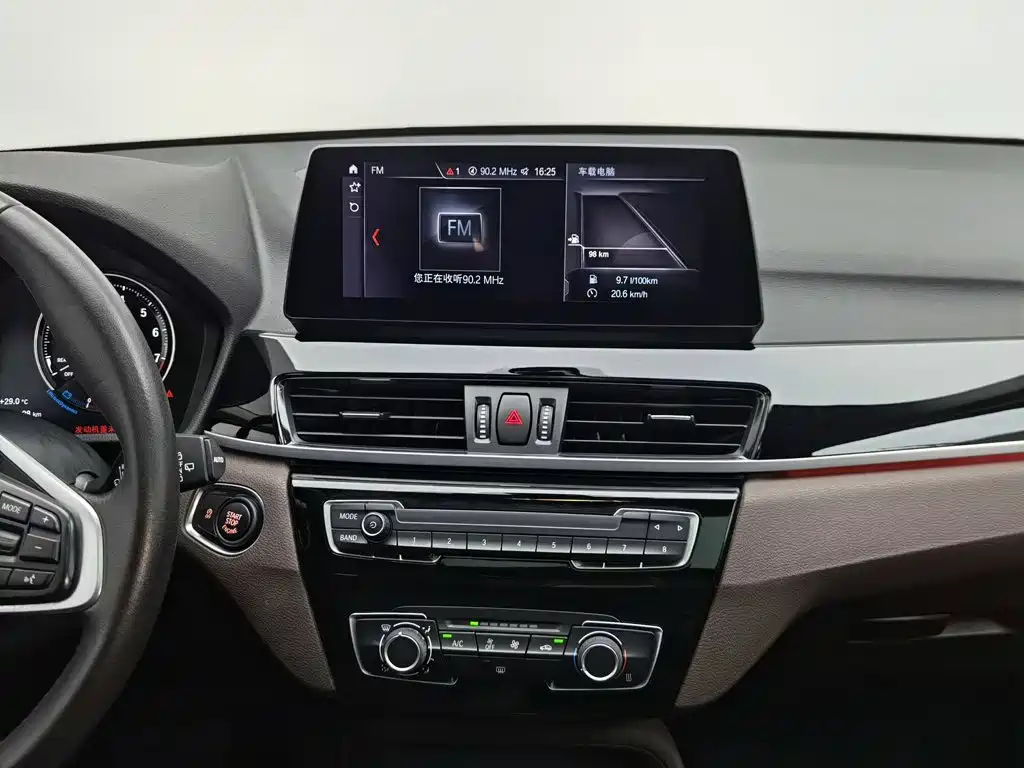 BMW X1 — миниатюра 12