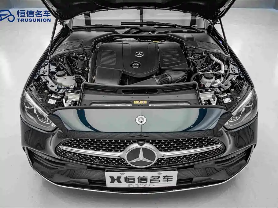 Mercedes-Benz C-Class — миниатюра 21