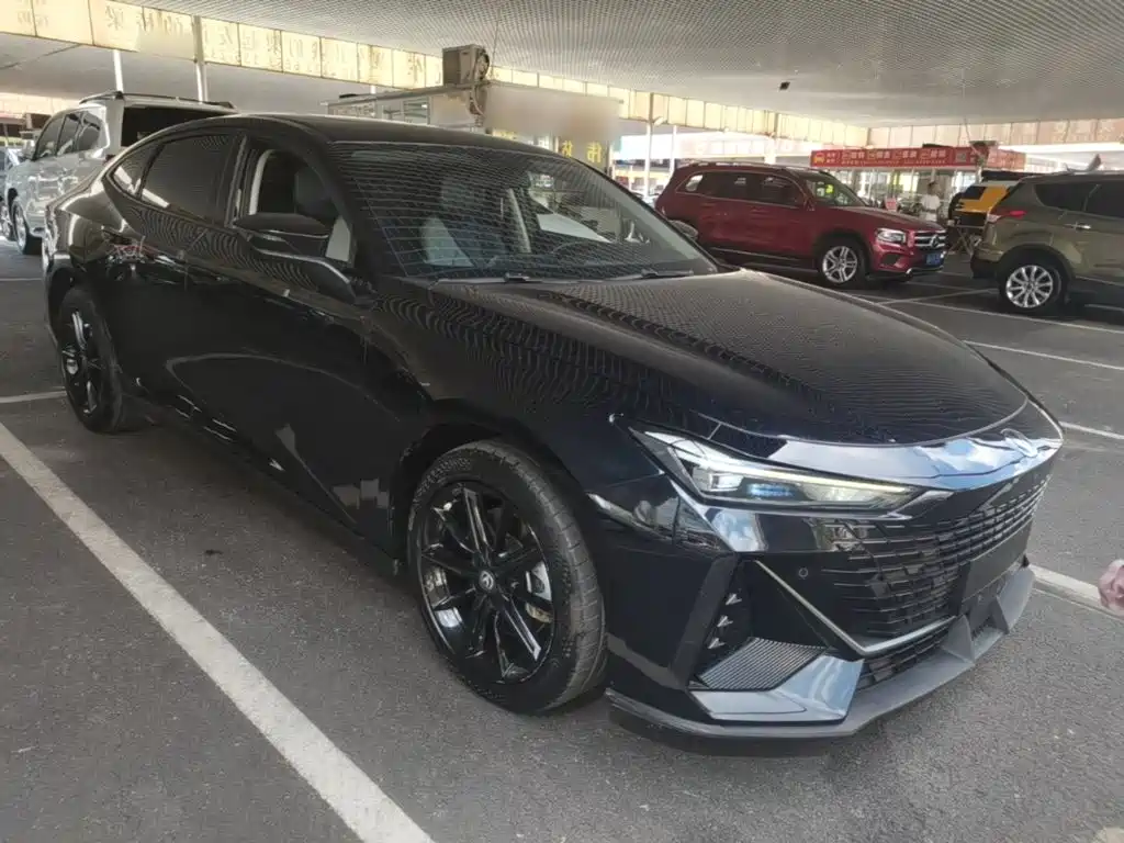 Changan UNI-V iDD — миниатюра 4