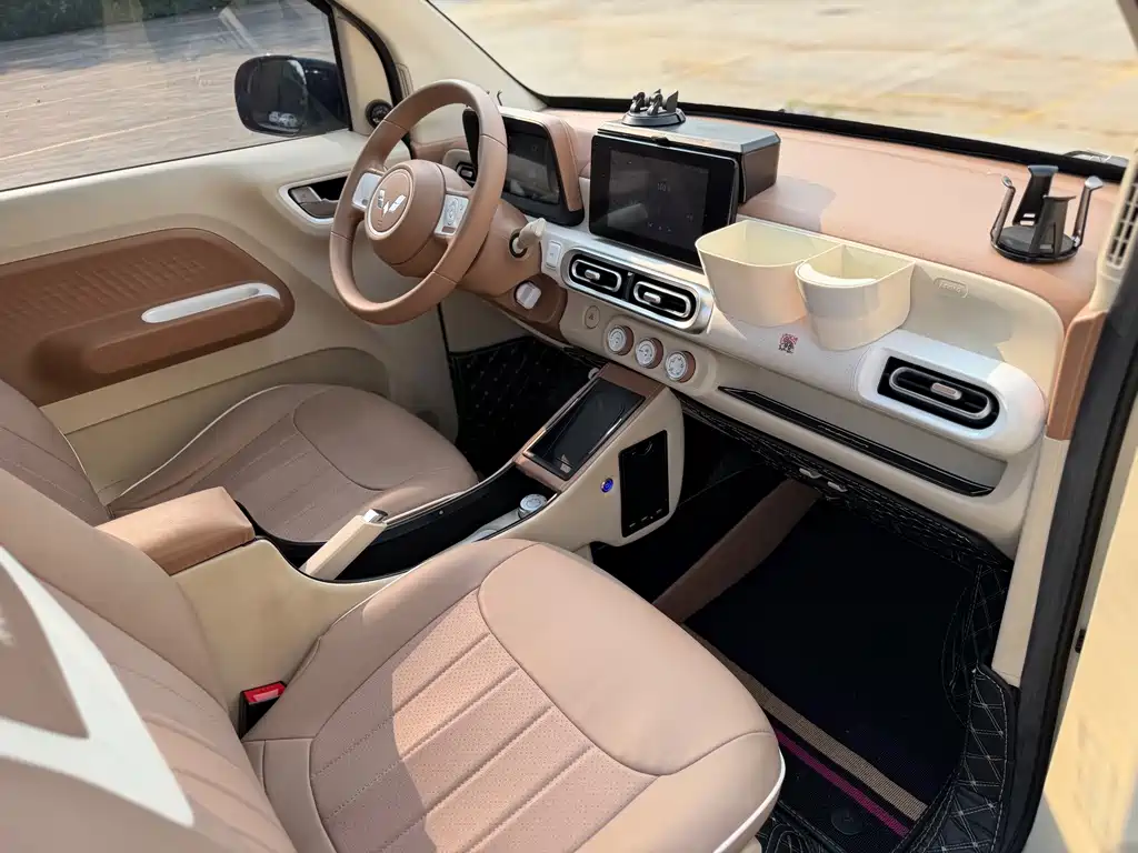 Wuling MINIEV — миниатюра 11