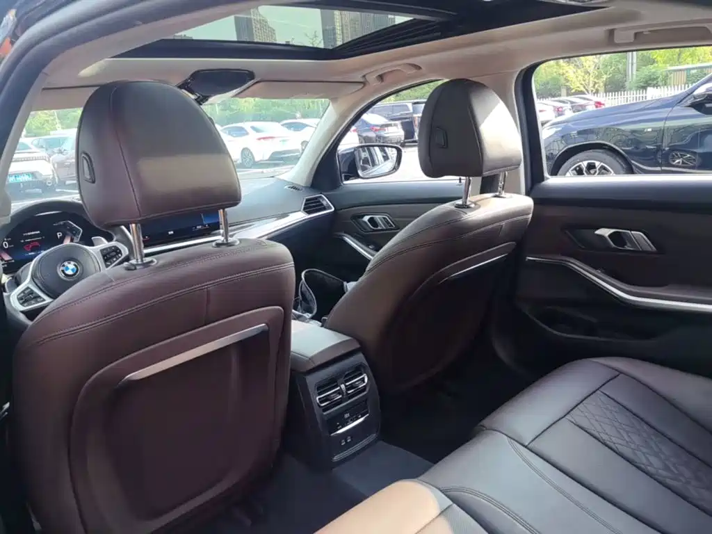 BMW 3 Series — миниатюра 23