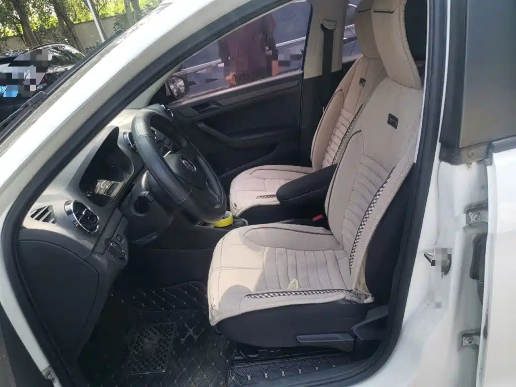 Volkswagen Jetta — миниатюра 16