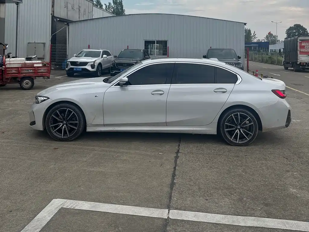 BMW 3 Series — миниатюра 4