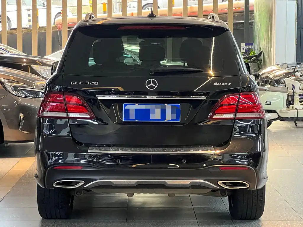 Mercedes-Benz GLE (Import) — миниатюра 5