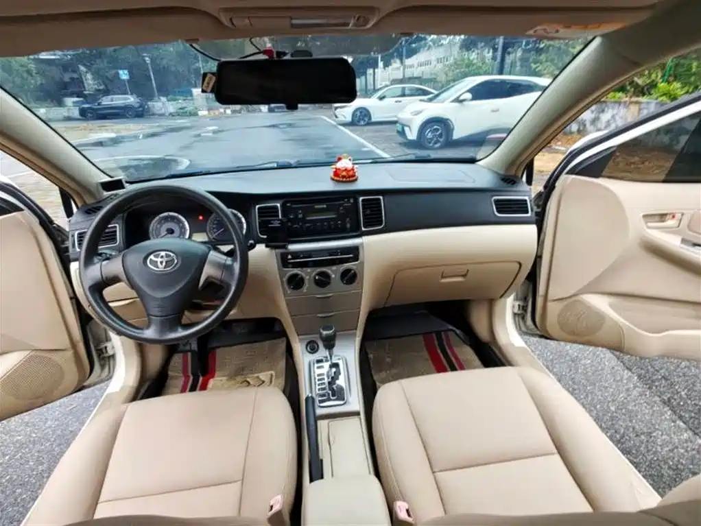 Toyota Corolla 2013 1.6L AT