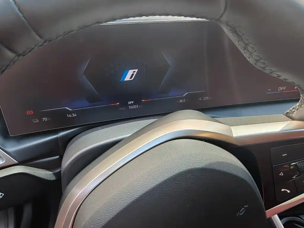 BMW i3 — миниатюра 5