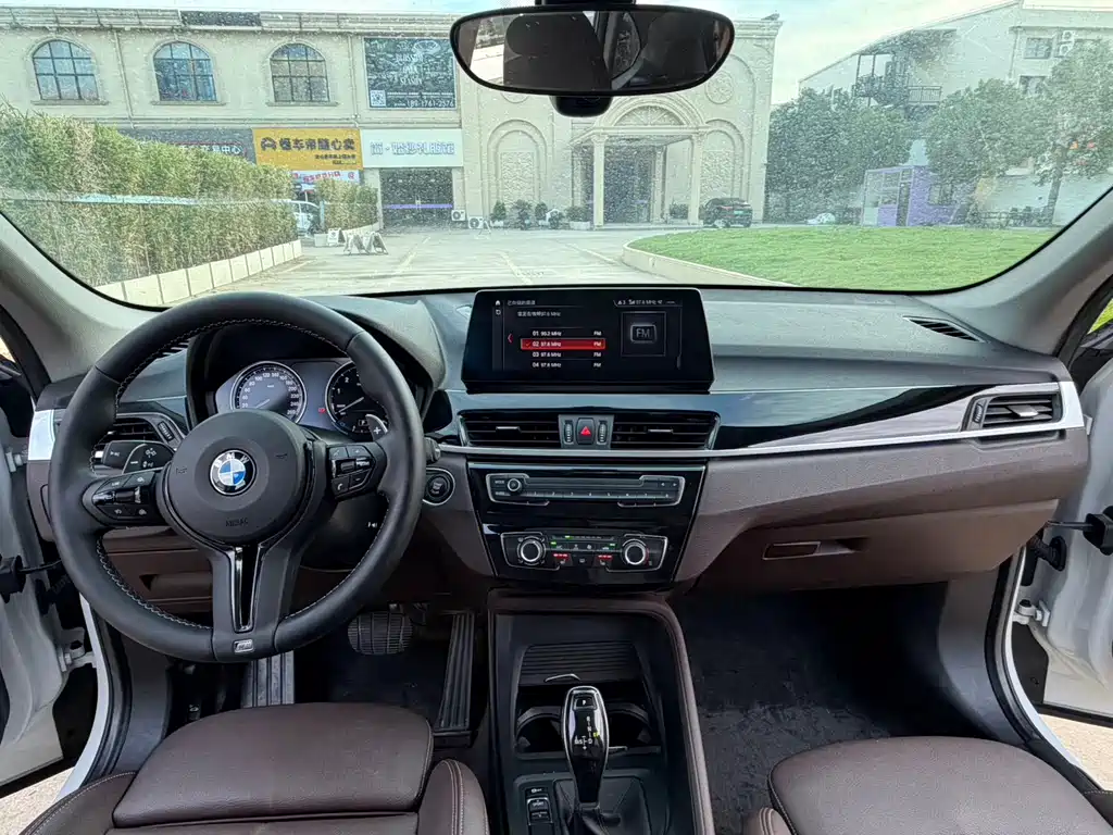 BMW X1 — миниатюра 7