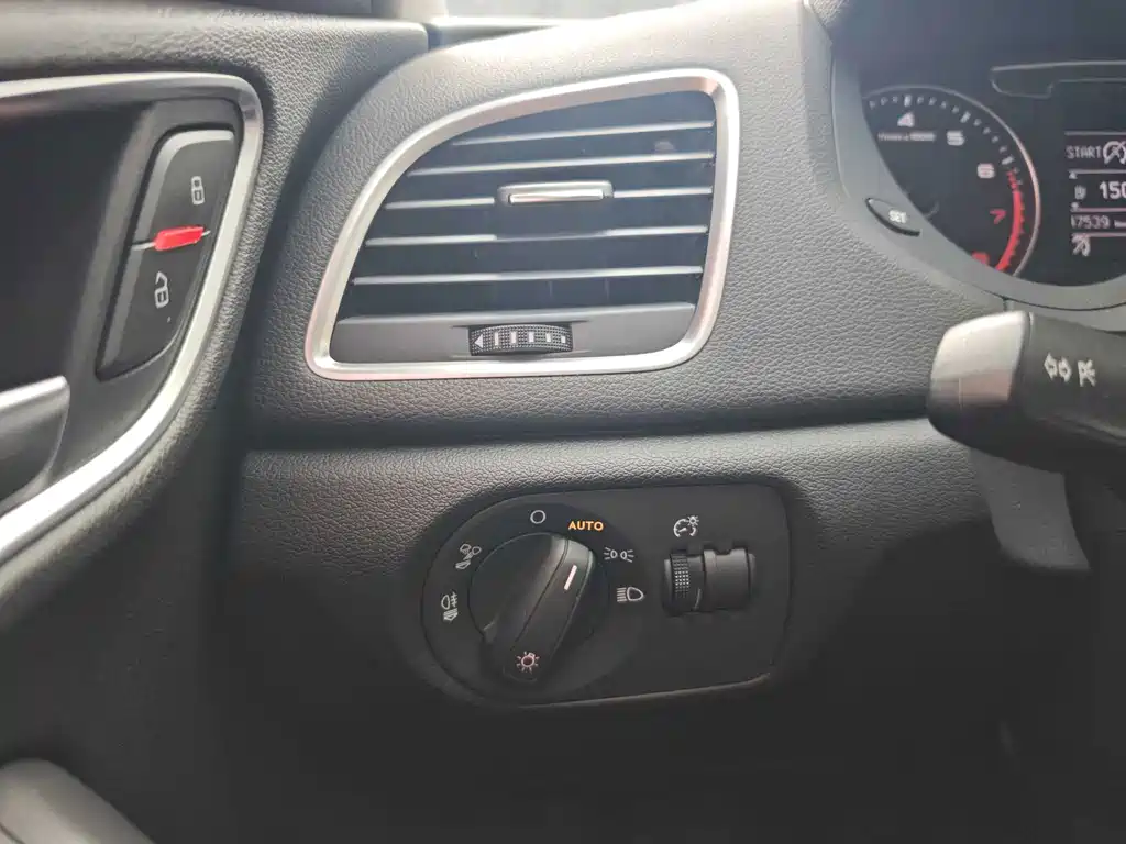 Audi Q3 — миниатюра 9