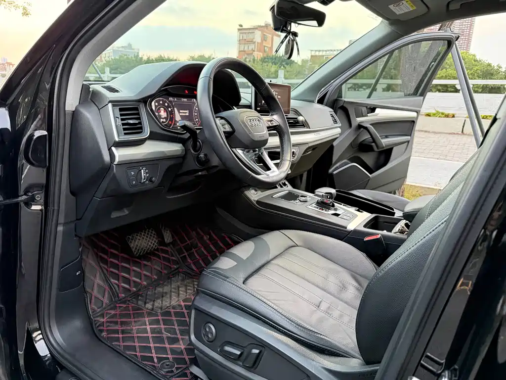 Audi Q5L — миниатюра 6
