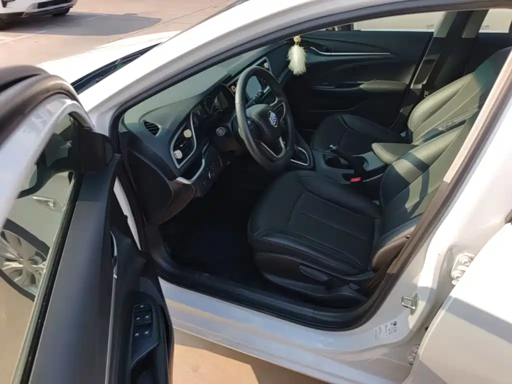 Buick Excelle — миниатюра 16