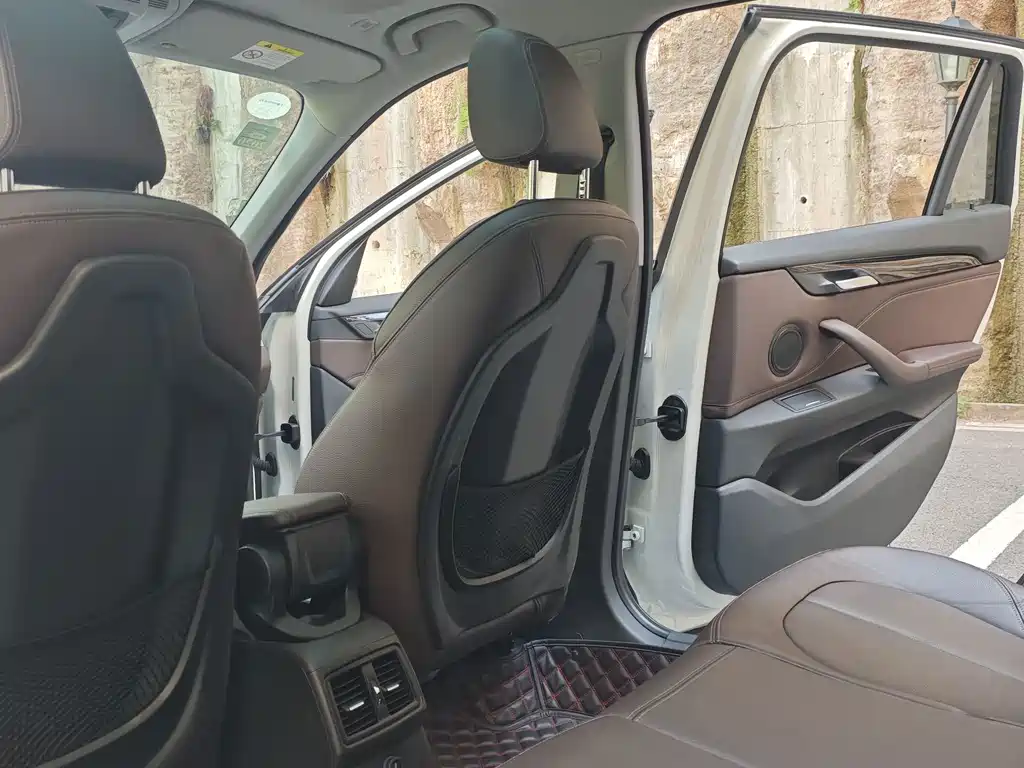 BMW X1 — миниатюра 6