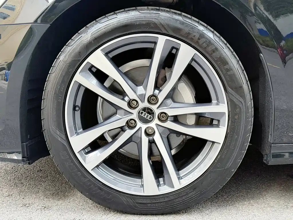Audi A6L — миниатюра 5