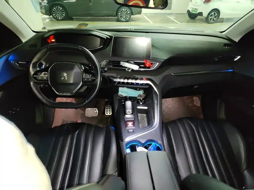 Peugeot 4008 — миниатюра 10