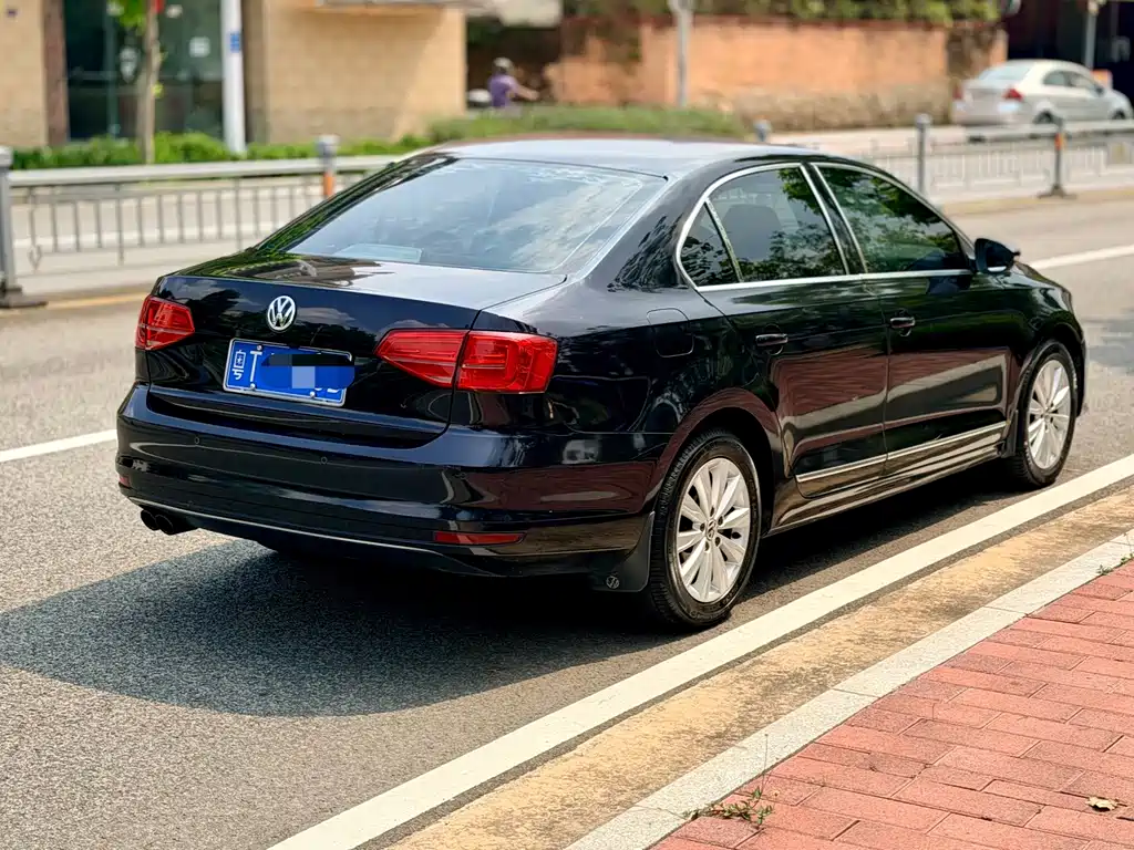 Volkswagen Sagitar — миниатюра 6