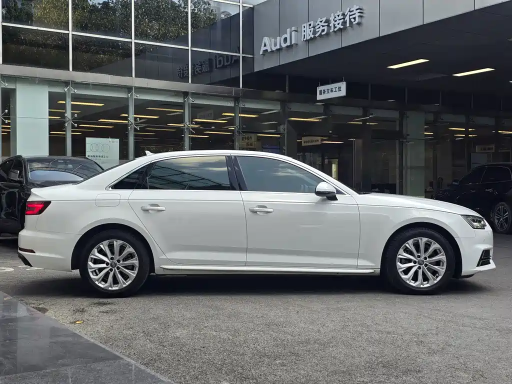 Audi A4L — миниатюра 5