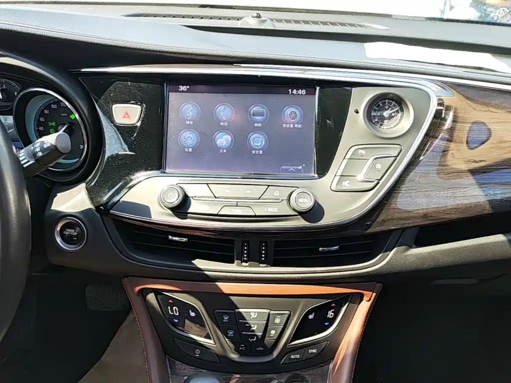 Buick Envision Plus — миниатюра 13