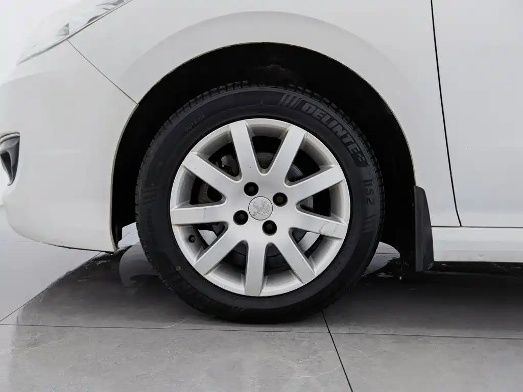 Peugeot 308 — миниатюра 17