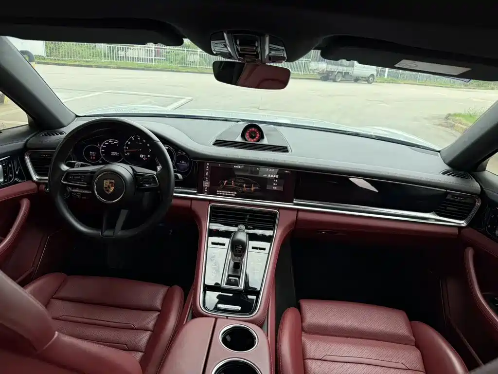 Porsche Panamera — миниатюра 9