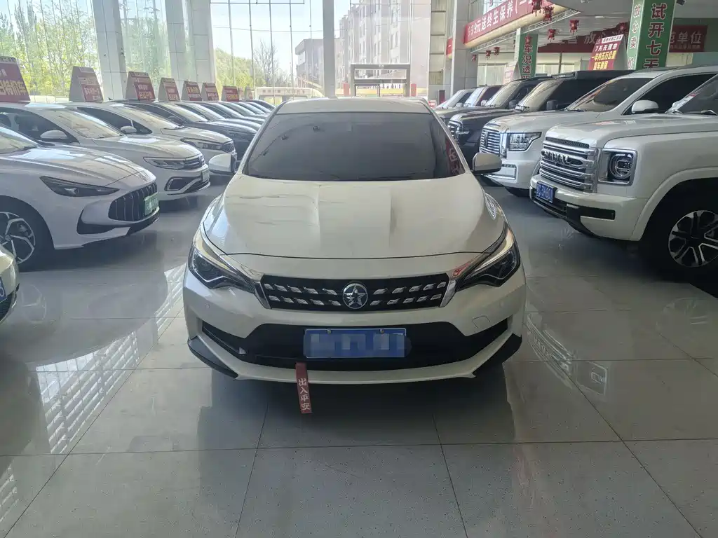 Venucia D60 2020