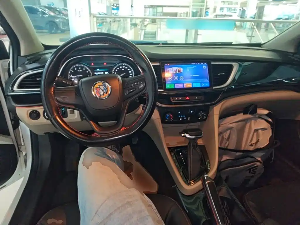 Buick Excelle — миниатюра 10