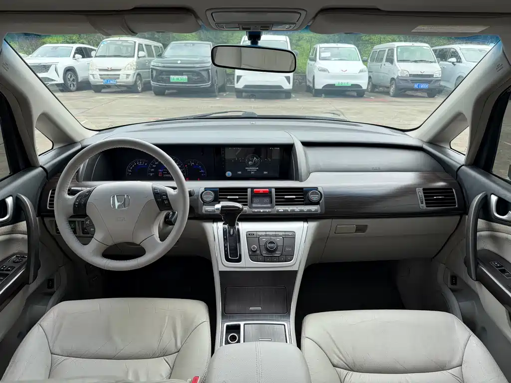 Honda Elysion 2012 2.4L VTi-S Luxury