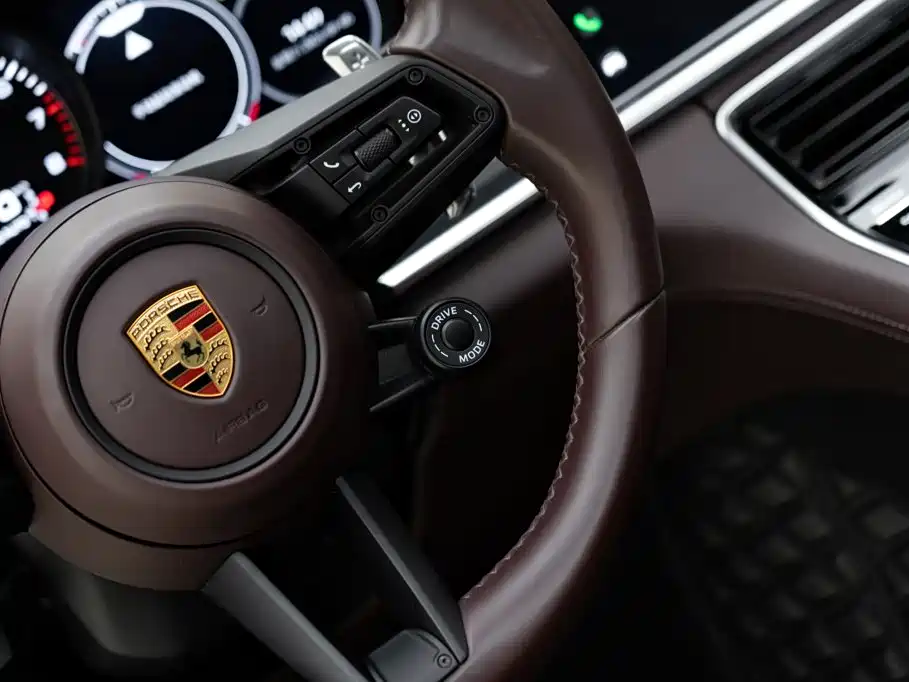 Porsche Panamera Hybrid — миниатюра 20