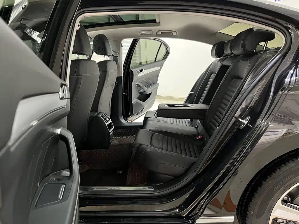 Volkswagen Magotan 2023 200 280TSI DSG Comfort