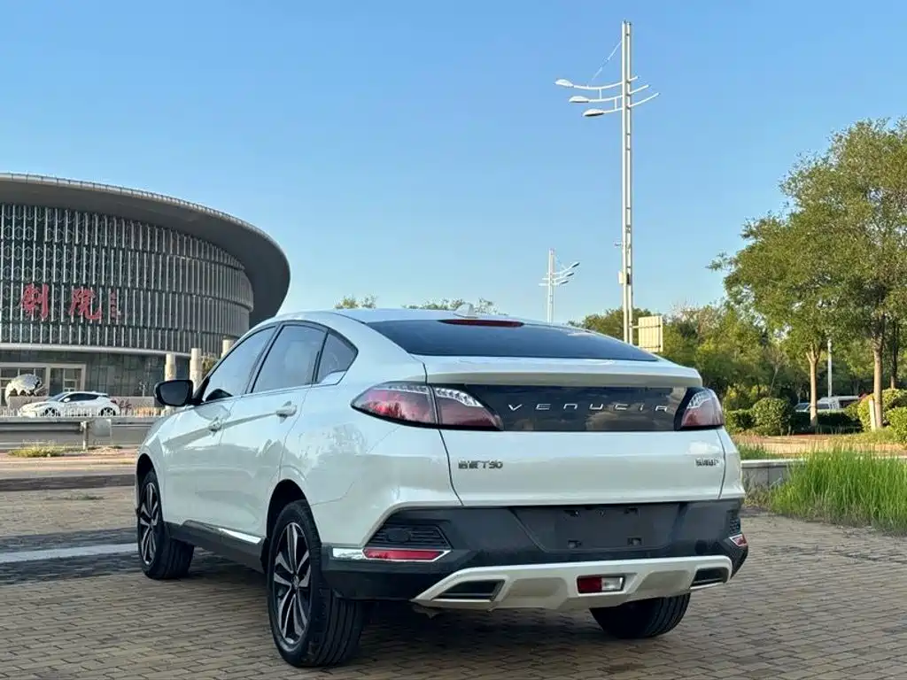 Venucia T90 — миниатюра 6