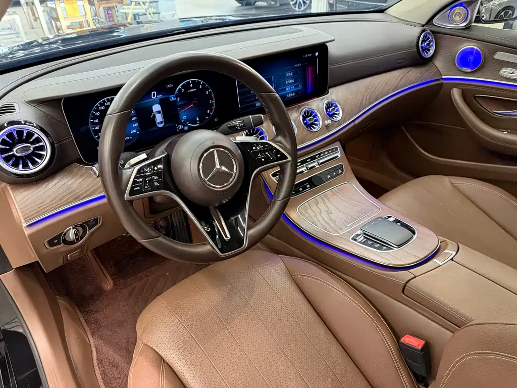 Mercedes-Benz E-Class E 2019 E 300 L Fashion