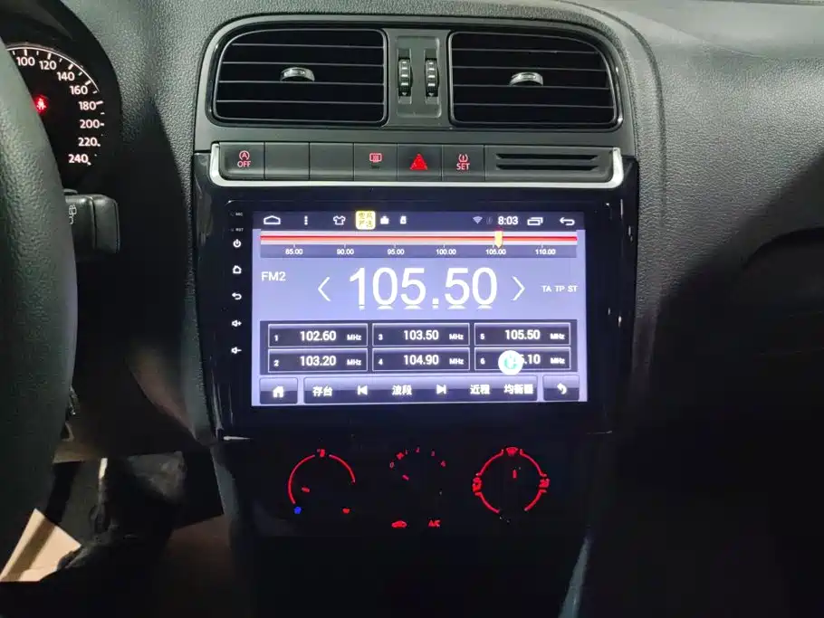 Volkswagen Polo — миниатюра 13