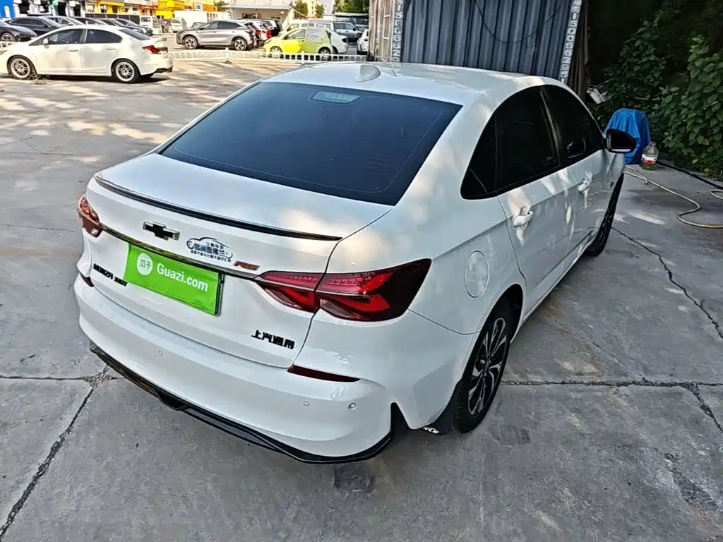 Chevrolet Monza — миниатюра 7