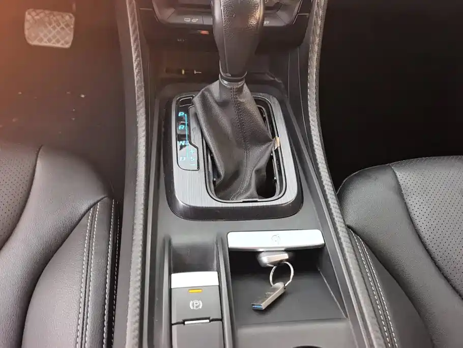 JMC Yusheng S330 — миниатюра 16