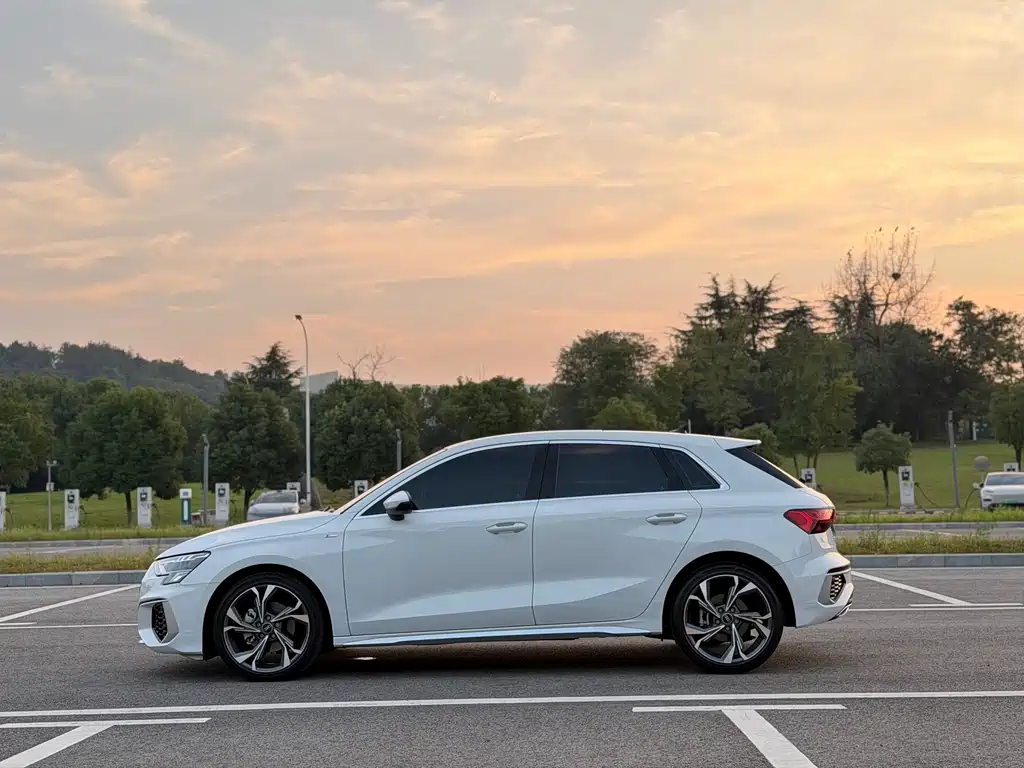 Audi A3 — миниатюра 4