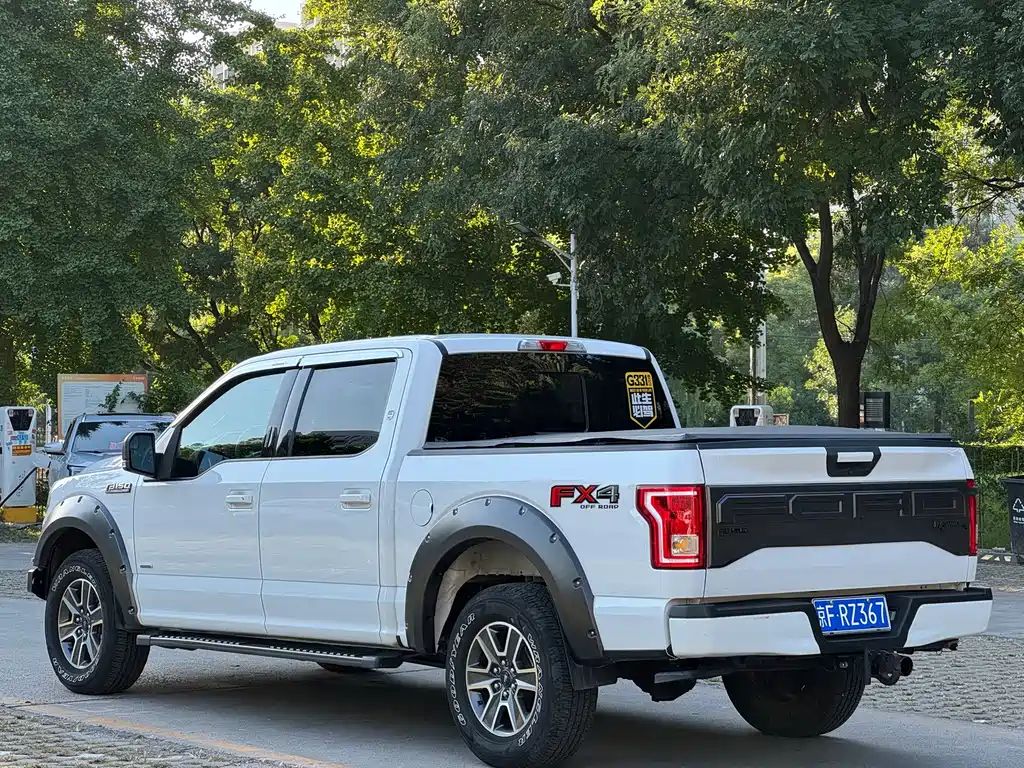 Ford F-150 Raptor — миниатюра 6