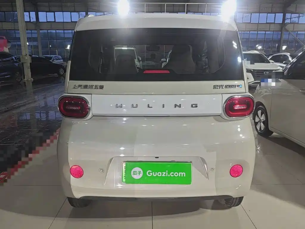 Wuling MINIEV — миниатюра 6