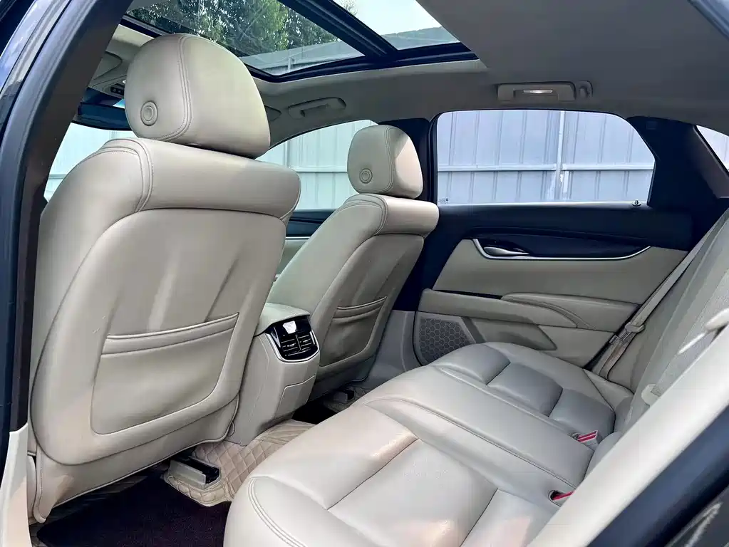 Cadillac XTS — миниатюра 10