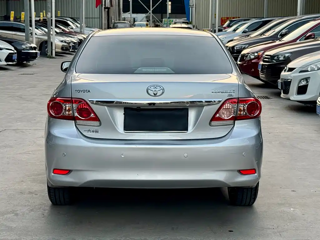 Toyota Corolla — миниатюра 5