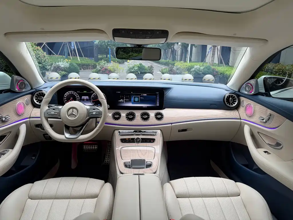 Mercedes-Benz E-Class (Import) — миниатюра 6