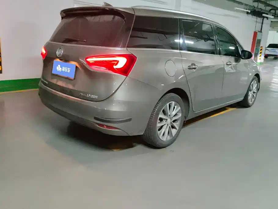 Buick GL6 — миниатюра 3