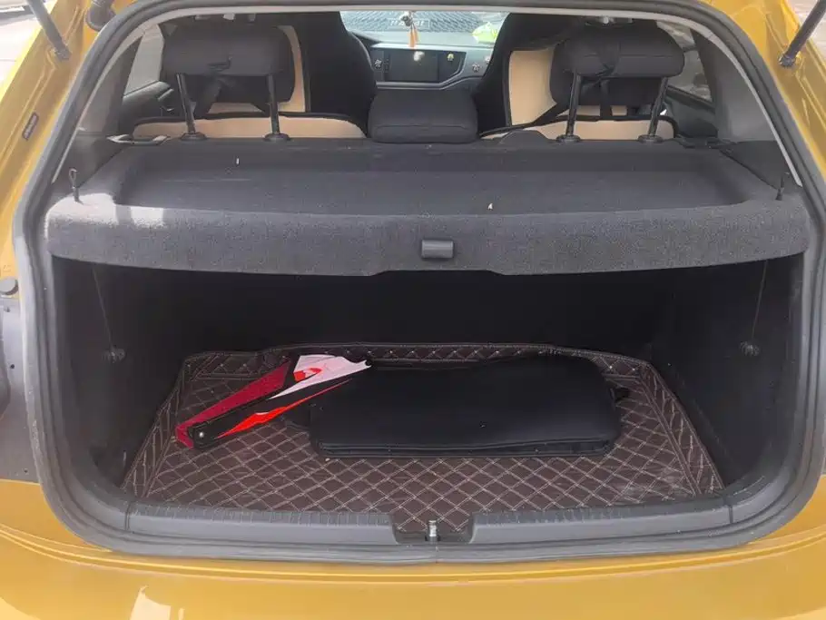 Volkswagen Polo — миниатюра 4